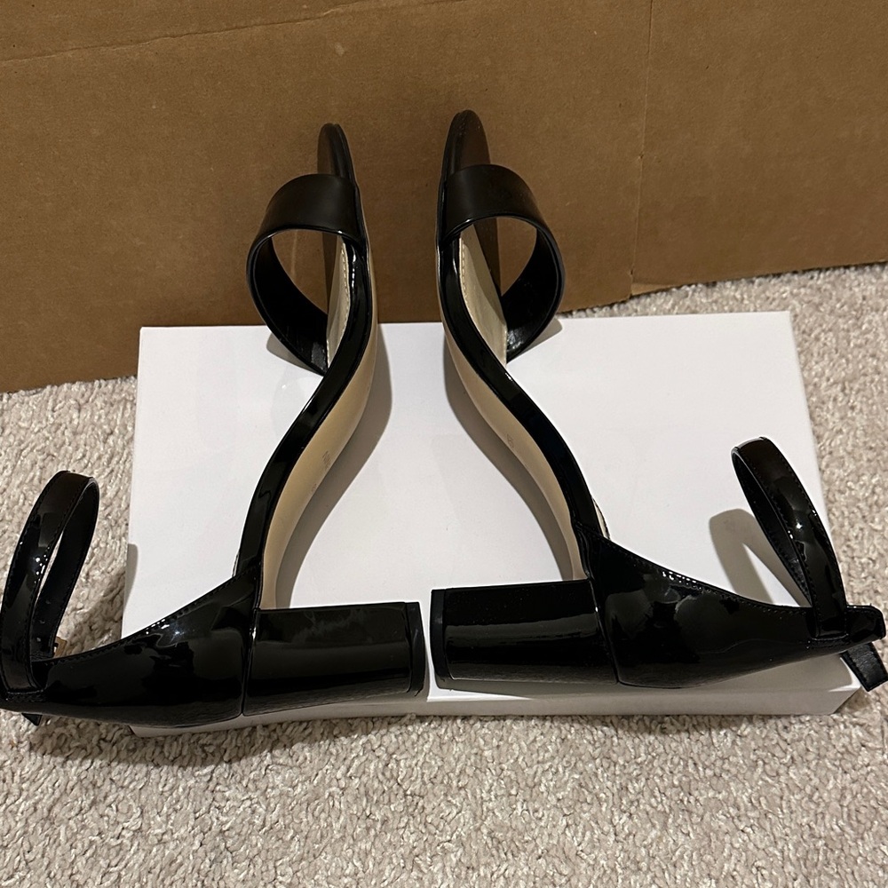 Nine West Black Patent Heels - Picture 3 of 8